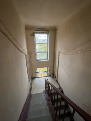 Продажа 1К МЕТРО БОТ. Сад, Есенина (О.Олеся) 10, с ремонтом