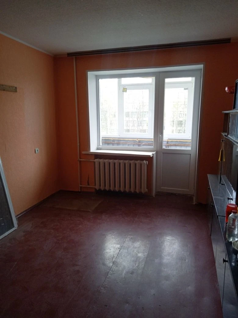 Продам 2х комн квартиру . Шишковка. 10 минут от метро Героев