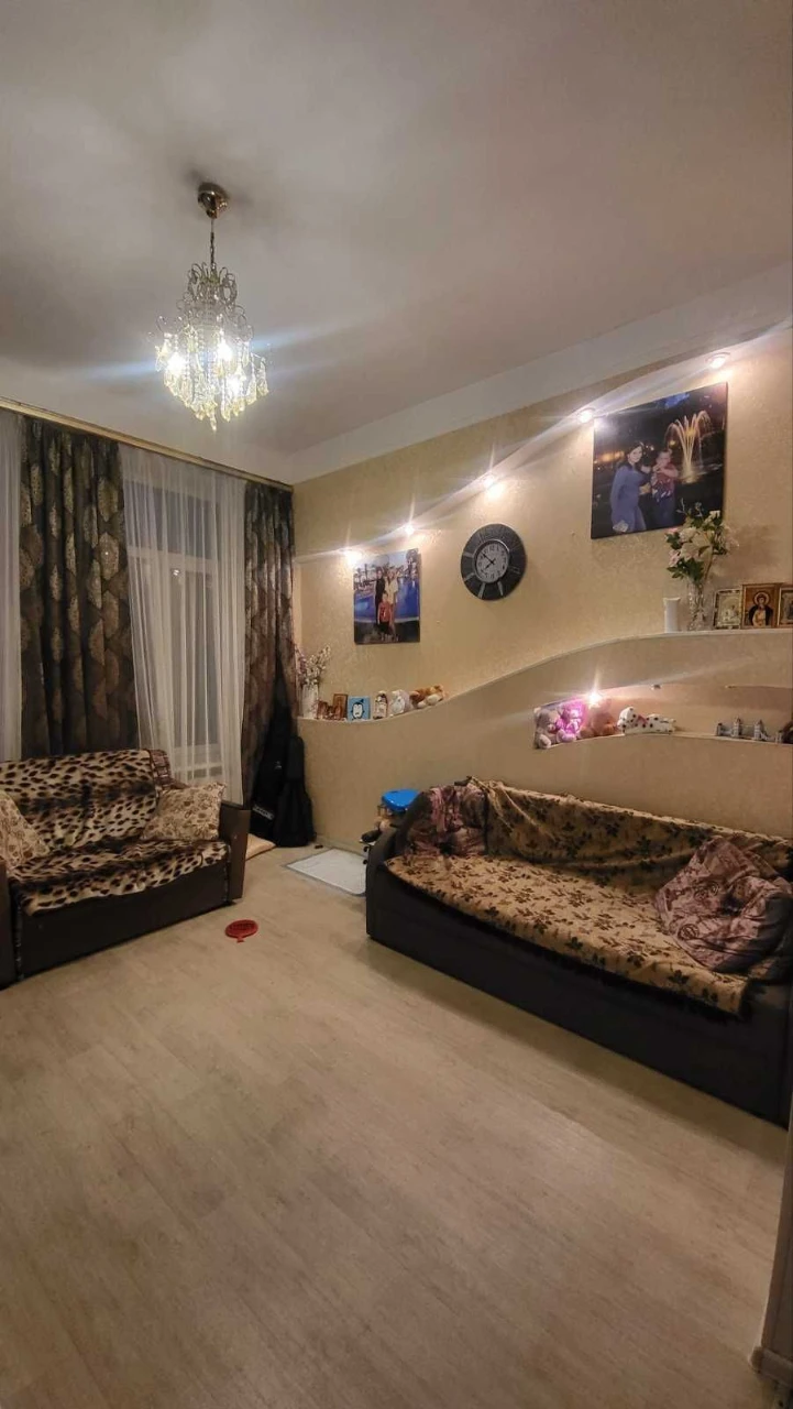Продам 1 к. кв. м. Малышева. Ремонт