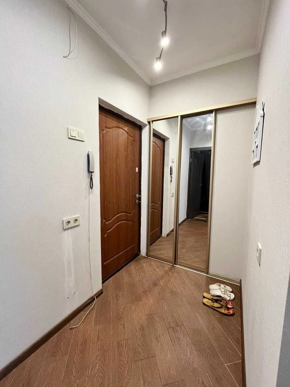 Продам 1 комнатную квартиру. 36м2. 9/9 этаж. Новобаварский р