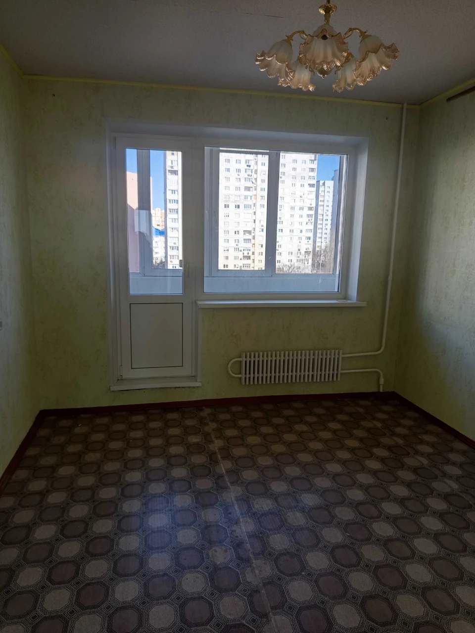 Продам 4 к. квартиру 83 м2 Леся Сердюка Салтовка метро Салто