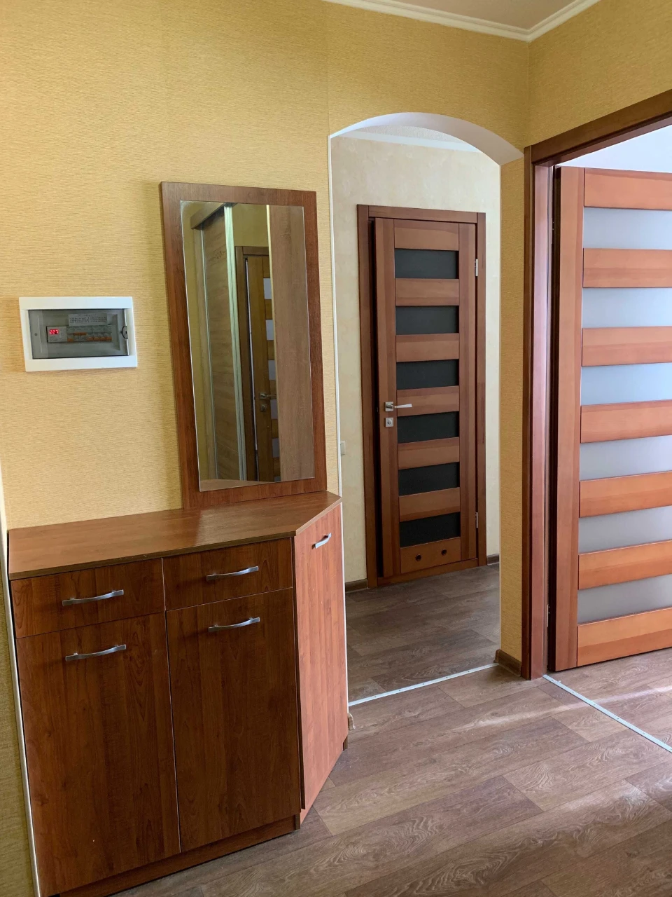 Продам 2 комнатную квартиру возле метро на Салтовке