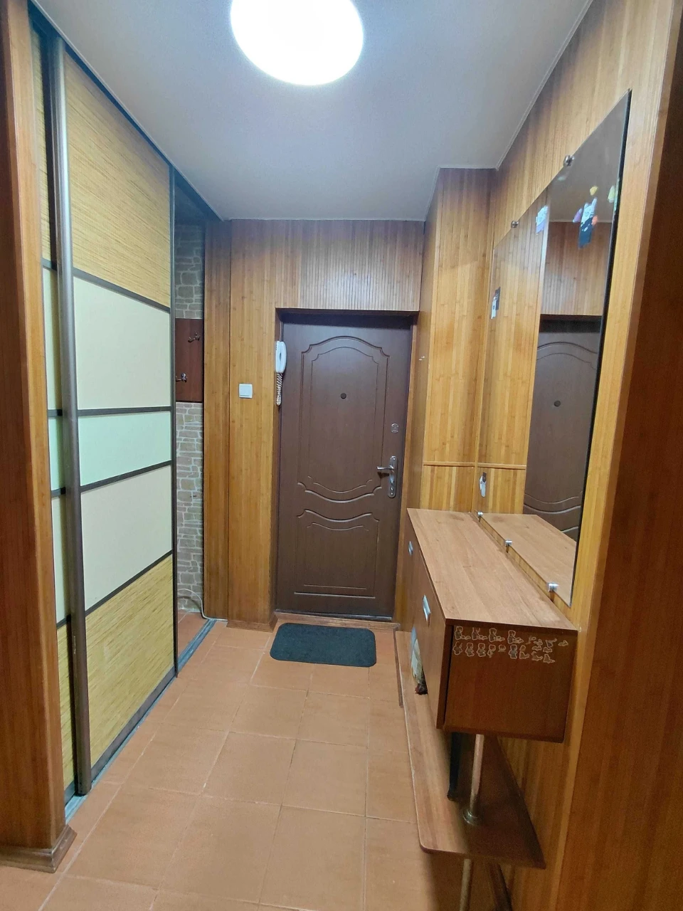 E S3 Продам 3 к квартиру просп. Тракторостроителей,87 Б