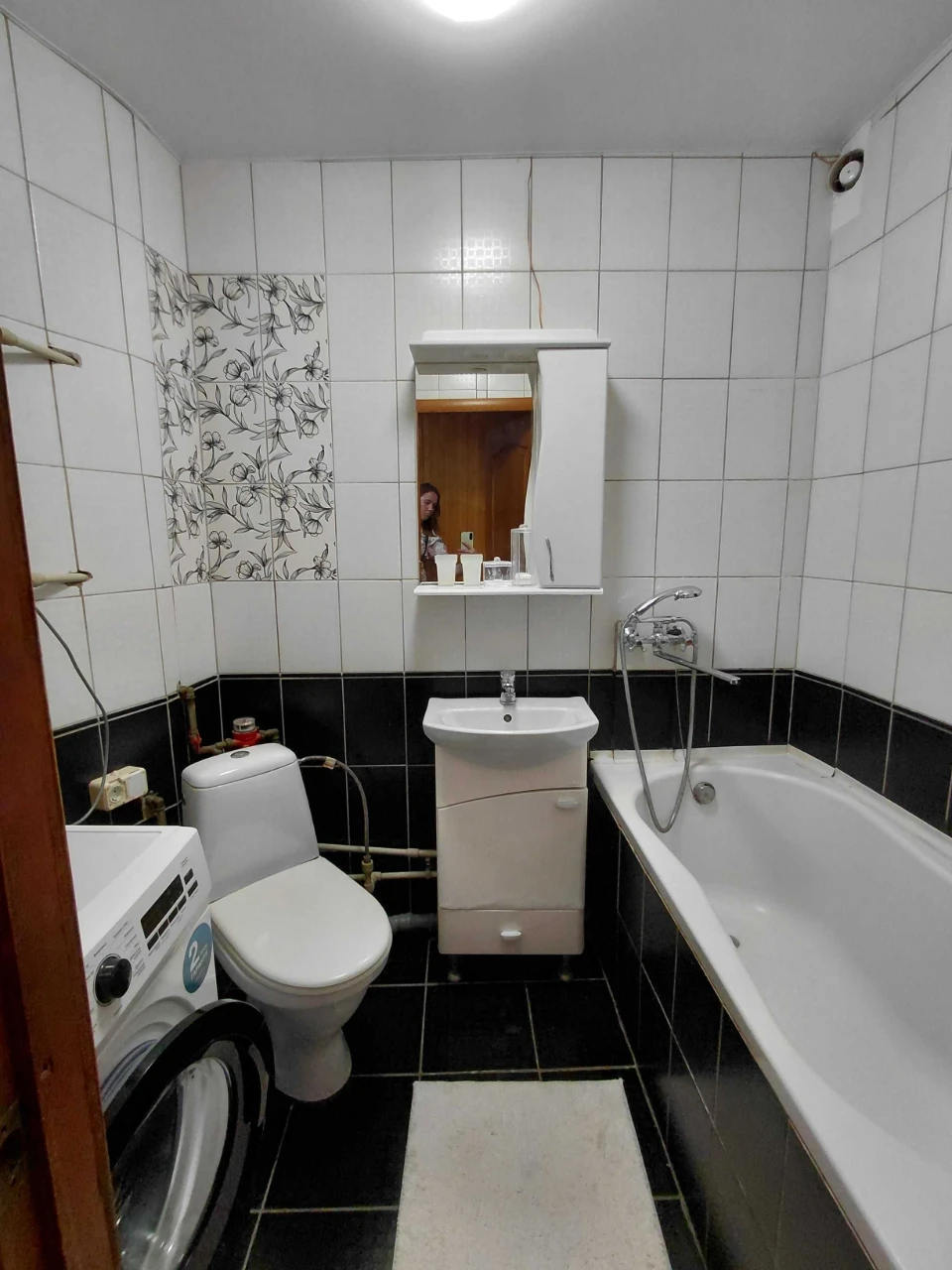 E S3 Продам 3 к квартиру просп. Тракторостроителей,87 Б