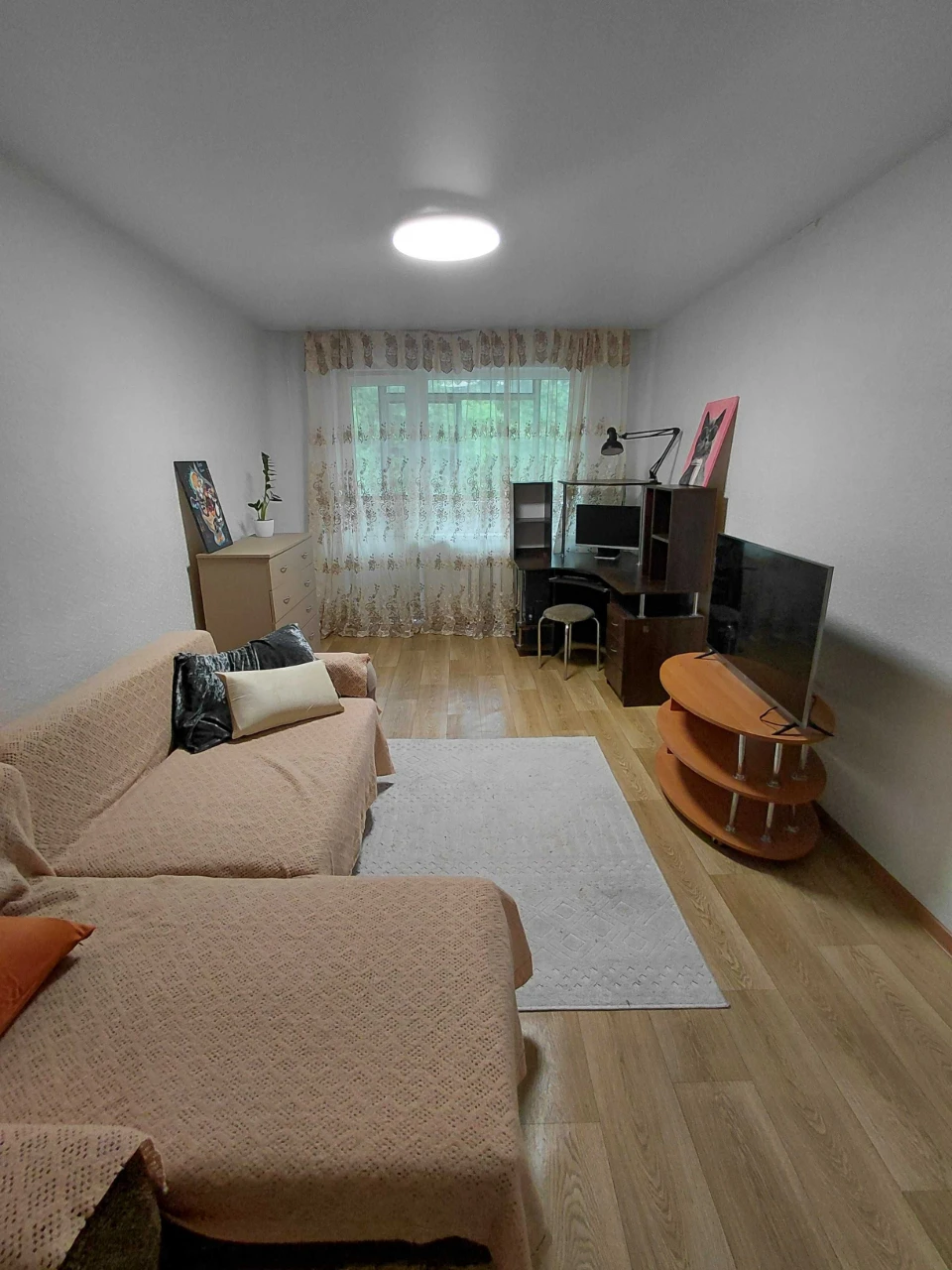 E S3 Продам 3 к квартиру просп. Тракторостроителей,87 Б