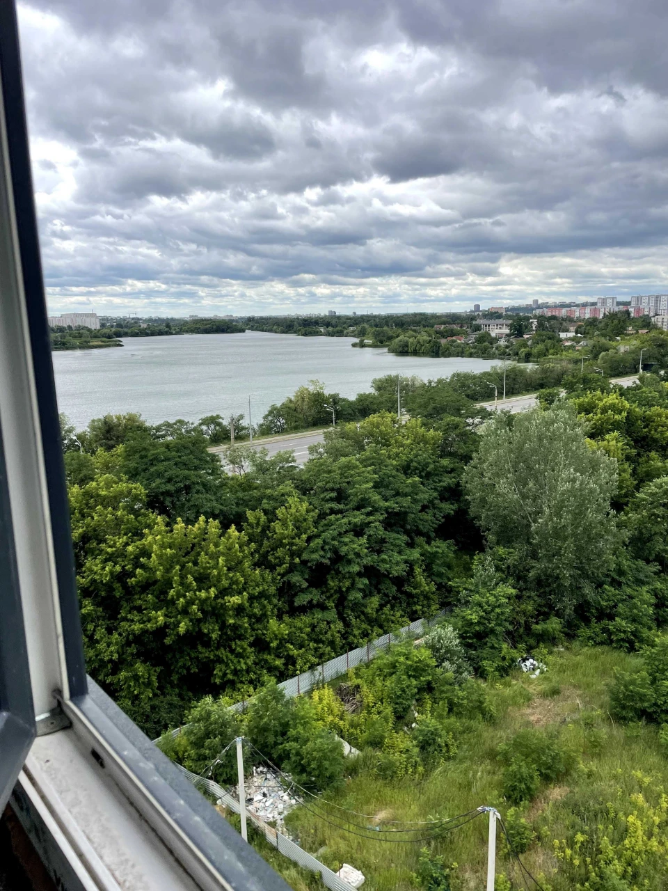 Продам 1-но ком.кв. 45,7 кв.м. ЖК Оазис, вул. Нескорених, 1Ж