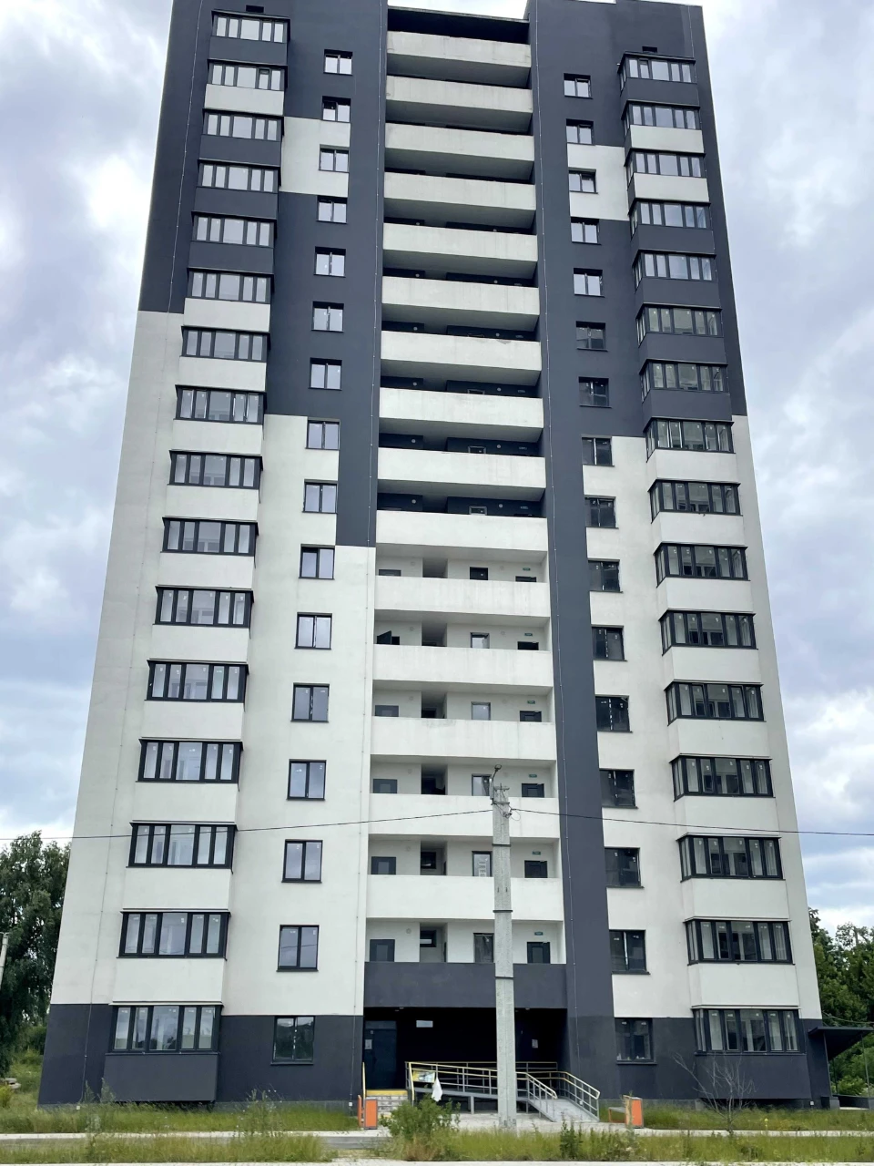 Продам 1-но ком.кв. 45,7 кв.м. ЖК Оазис, вул. Нескорених, 1Ж