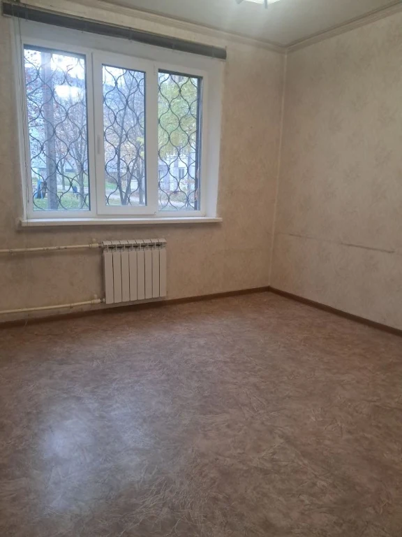 Продам  2 комн.квартиру Салтовка, Дружбы Народов