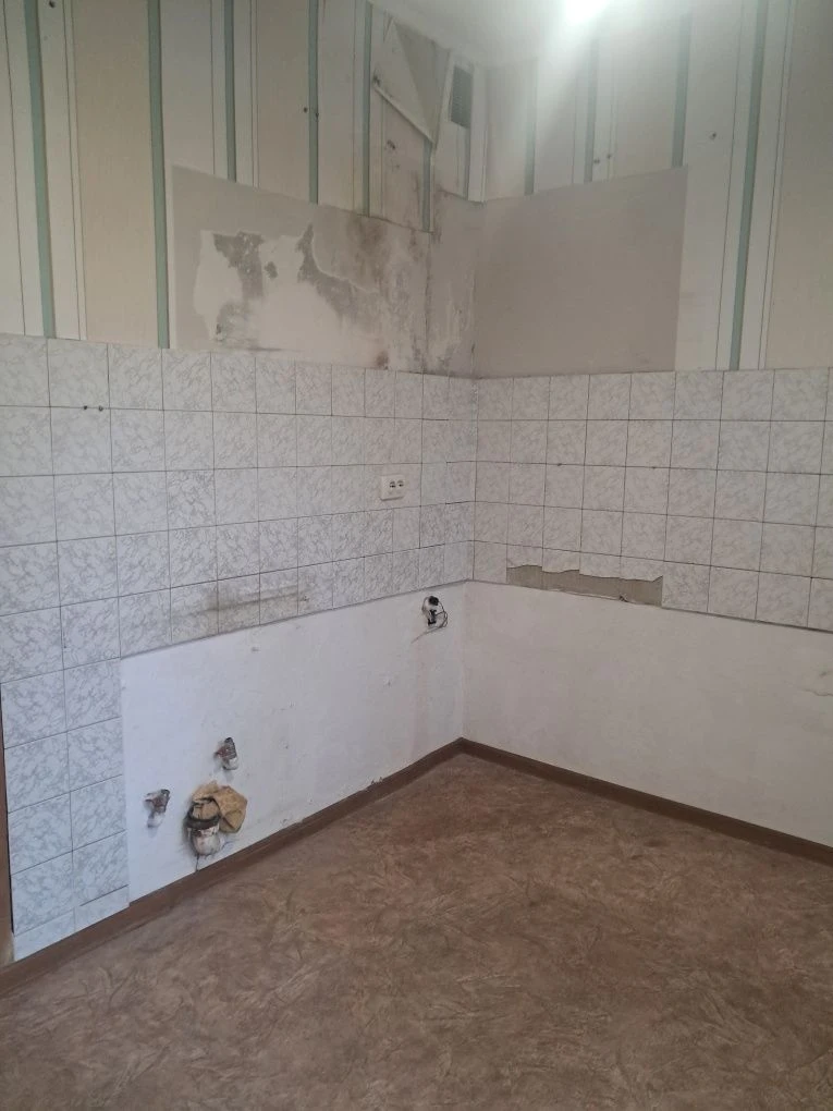 Продам  2 комн.квартиру Салтовка, Дружбы Народов