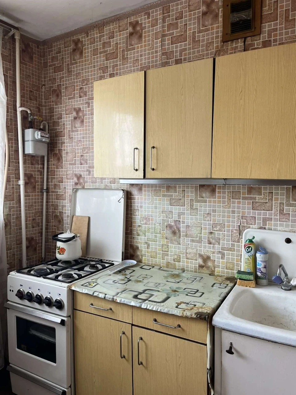 Продам 3 комнатную квартиру  602мкр, Салтовское шоссе