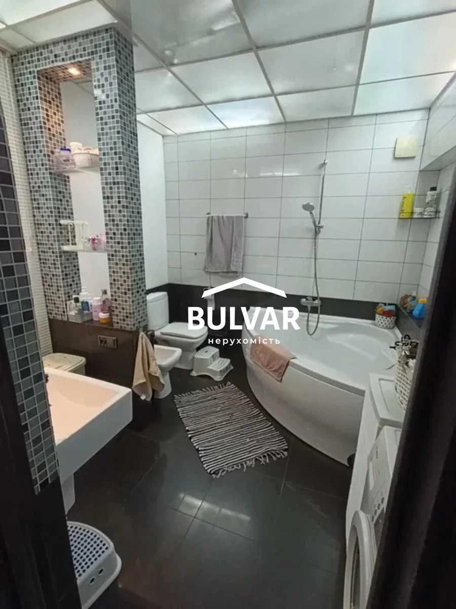 Продам 2 комн квартиру - 66 м2, Салтовка, ТРК Украина, Бараб