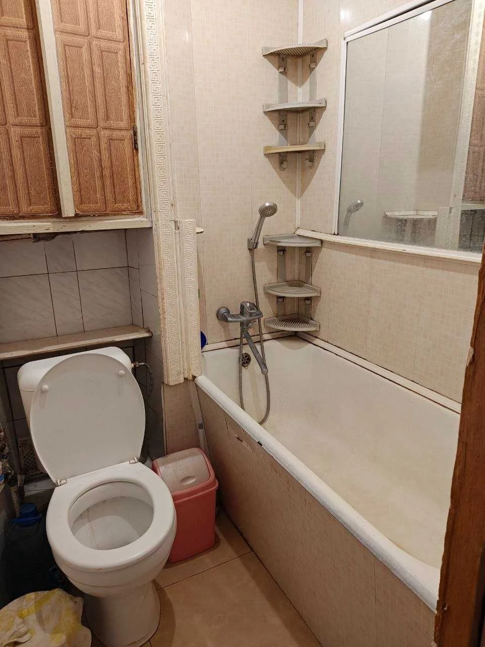 Продам 2к р-н м.Барабашова, Гв. Широнинцев дом 5-Б, 1/5