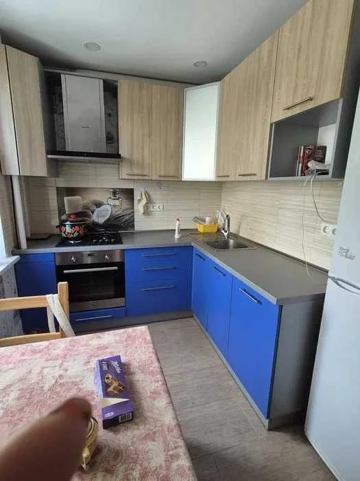 Продам 3 к. квартиру Драгомировская Аэропорт Гагарина Аэроко