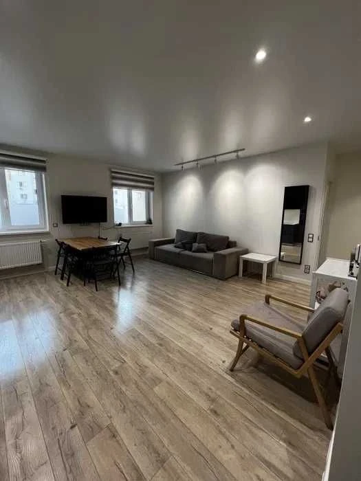 Продам 2к квартиру 81м2 в ЖК Перемога, ДИЗАЙНЕРСЬКИЙ РЕМОНТ,