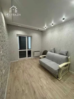 Продам 1-кімнатну квартиру з ремонтом 44 м² у ЖК Меридіан, П