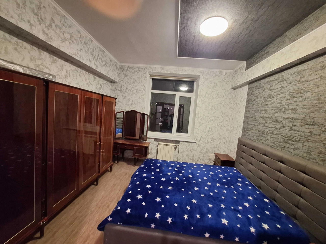 Продам 2квартиру м. Захисників України