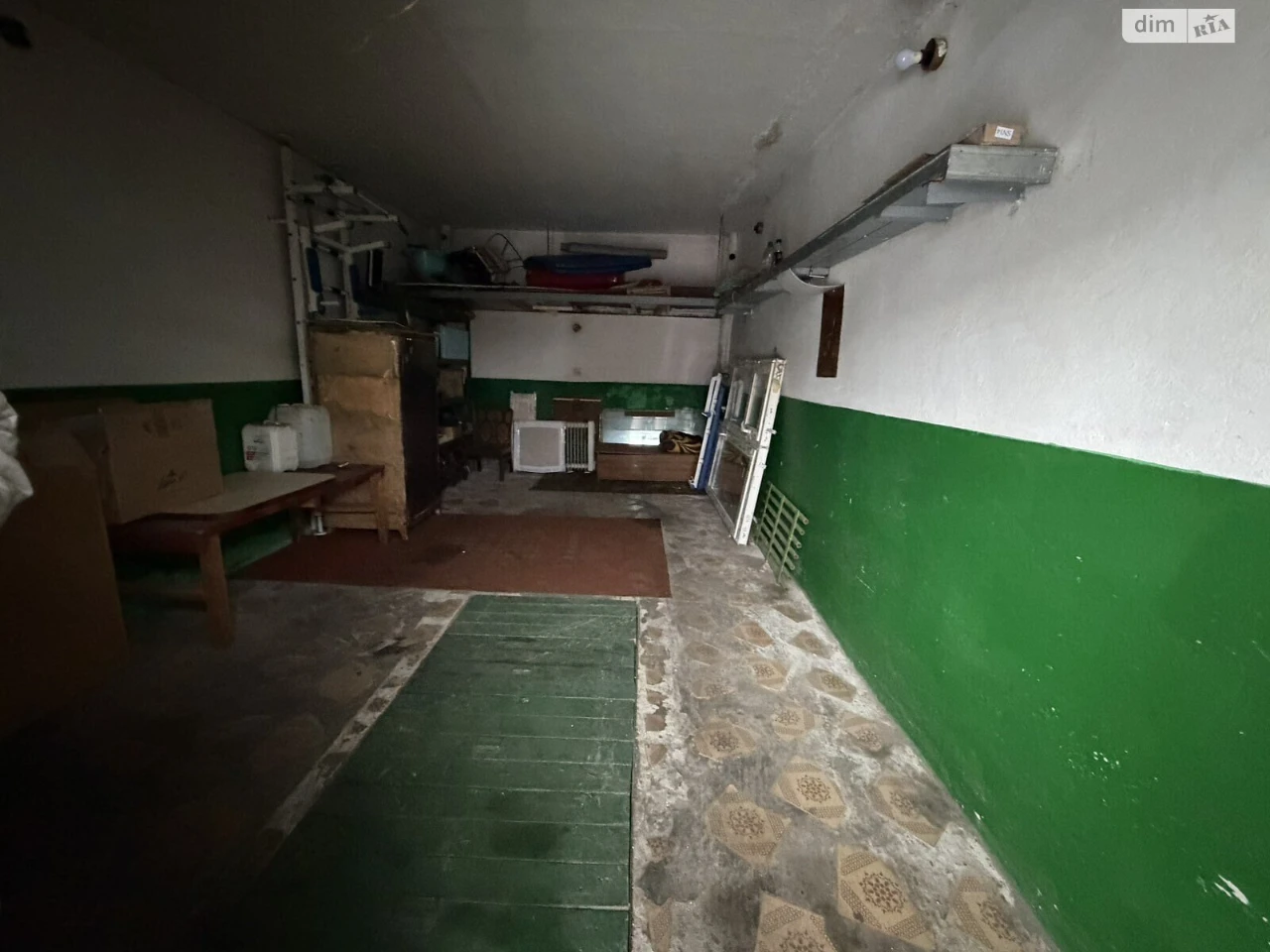 Продаж Місце в гаражному кооперативі Дубове