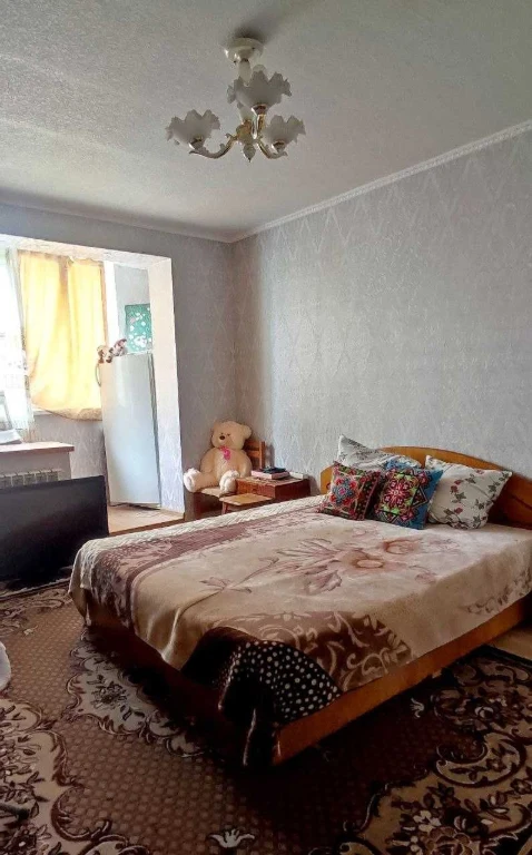 3-хкімнатна квартира з газом біля ст.метро Спортивна. ym