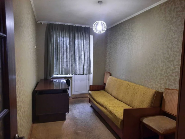 Продам 3 кв рн Х Гора ул Паращука