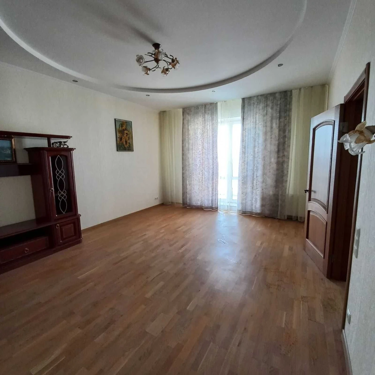 Продам 1-комн.кв. в центре  68м2.