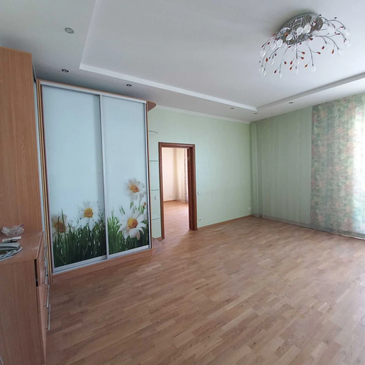 Продам 1-комн.кв. в центре  68м2.