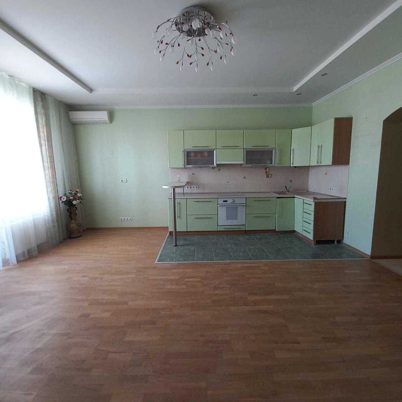 Продам 1-комн.кв. в центре  68м2.