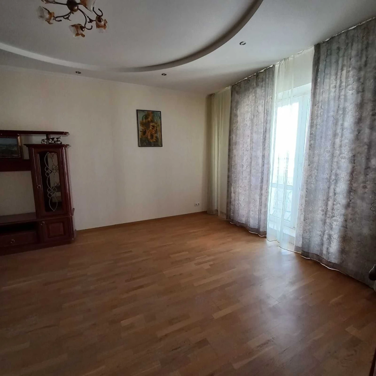 Продам 1-комн.кв. в центре  68м2.