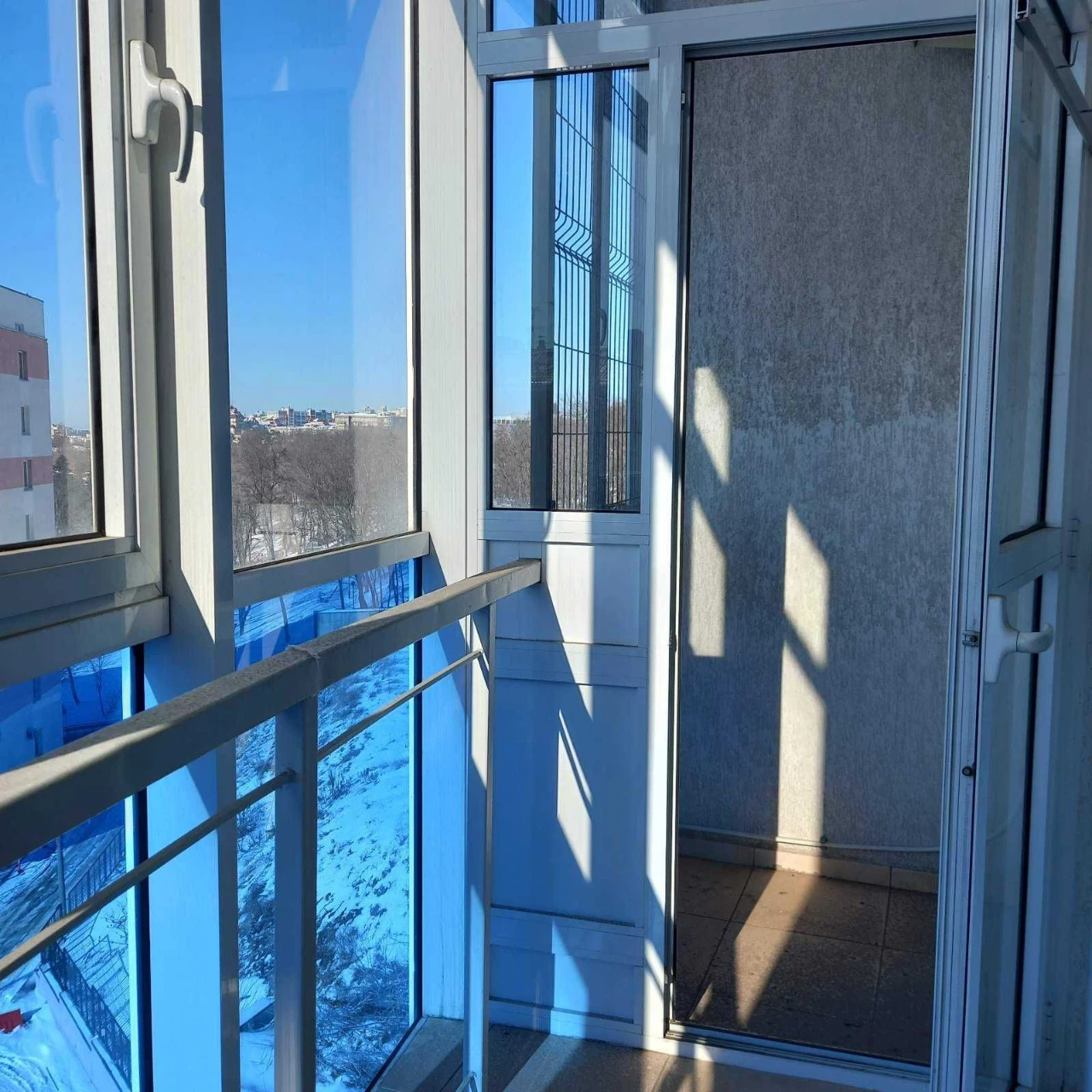 Продам 1-комн.кв. в центре  68м2.