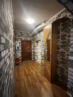 Продаж 2 к квартири, Харків, Центр, метро Бєкетова