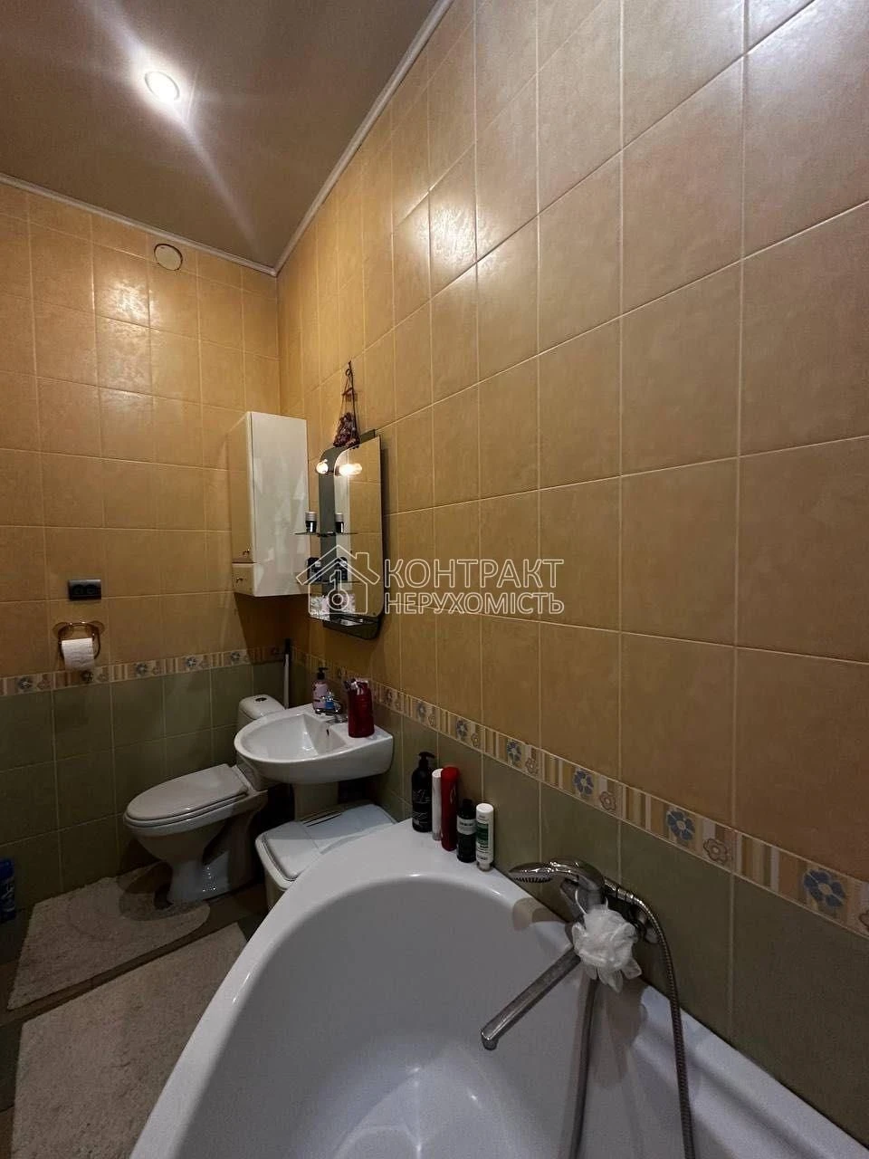 Продаж 2 к квартири, Харків, Центр, метро Бєкетова