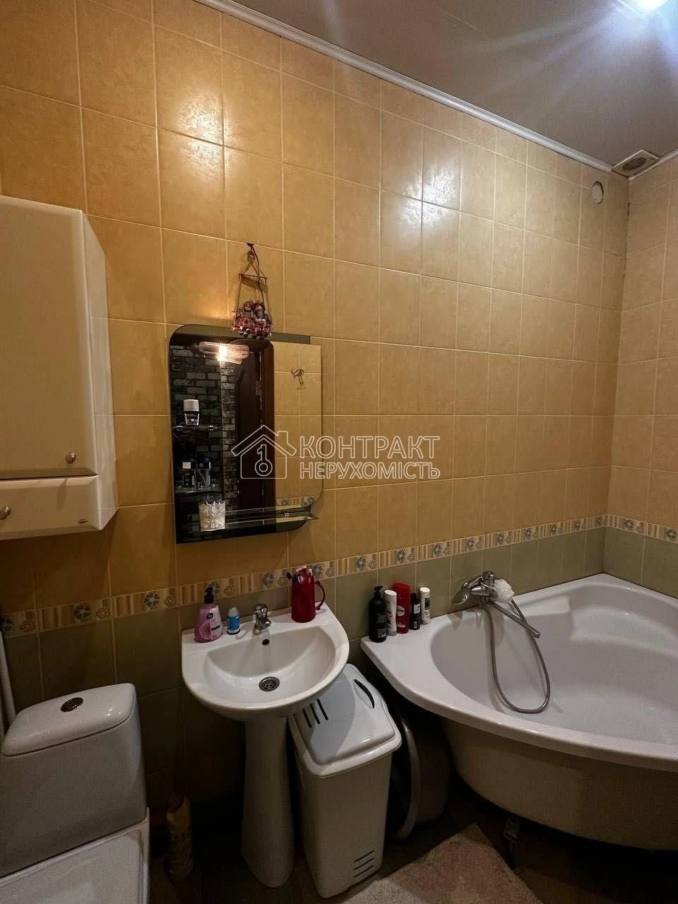 Продаж 2 к квартири, Харків, Центр, метро Бєкетова