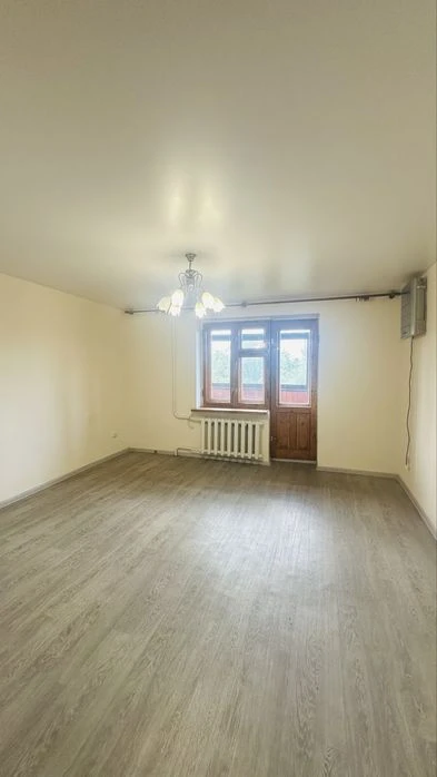 Продам 3к квартиру, 67м2, Чешка, кирпич, Приднепровск