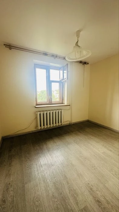Продам 3к квартиру, 67м2, Чешка, кирпич, Приднепровск