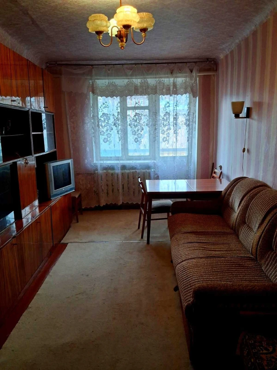 Продаж реальної 2-кім. кв. на Набережній