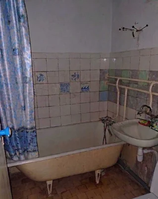 Продаж реальної 2-кім. кв. на Набережній