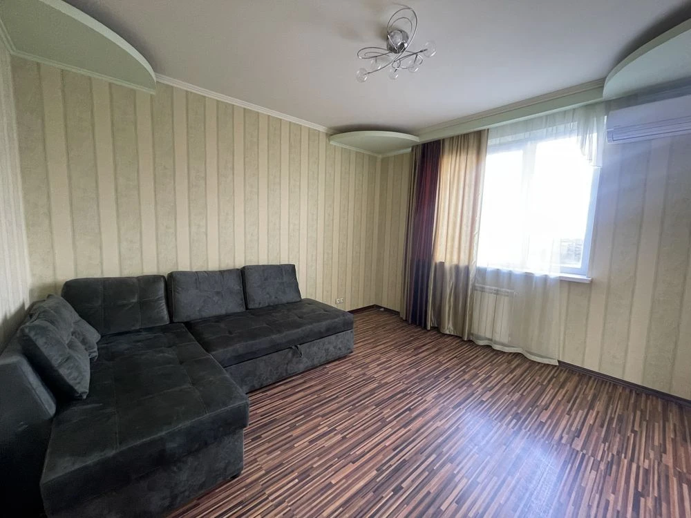 Актуально! Продам 3-кімнатну квартиру, Садовий проїзд, Єкскл