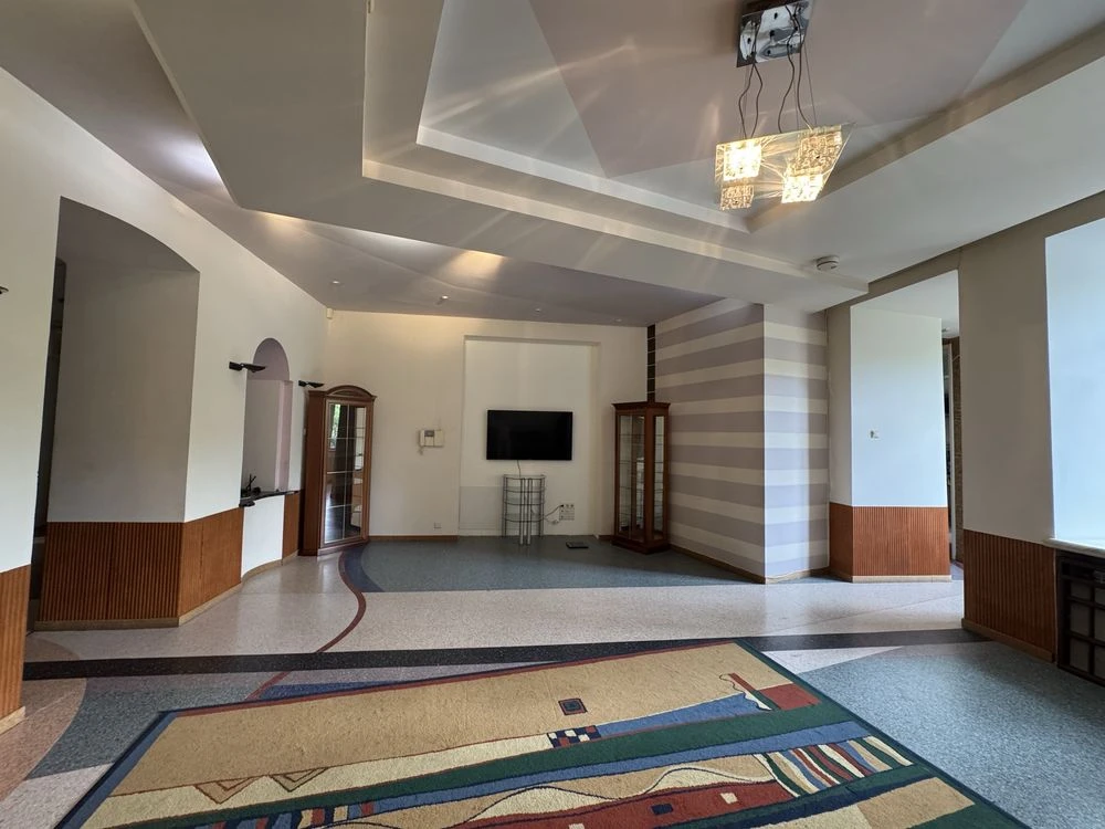 Продам Царскую квартиру в центре харькова Мистецтва 5