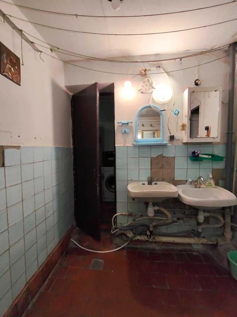 Продажа гостинки Одесская, пр-т Байрона 41А