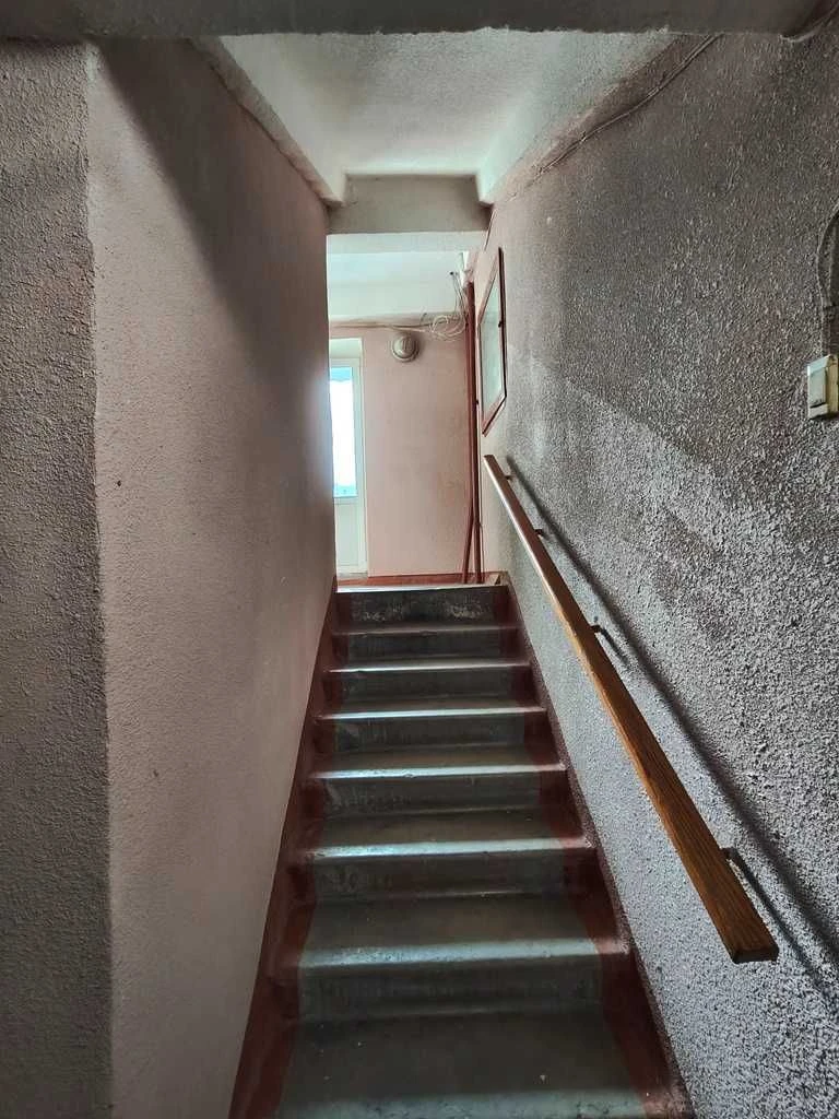 Продажа гостинки Одесская, пр-т Байрона 41А