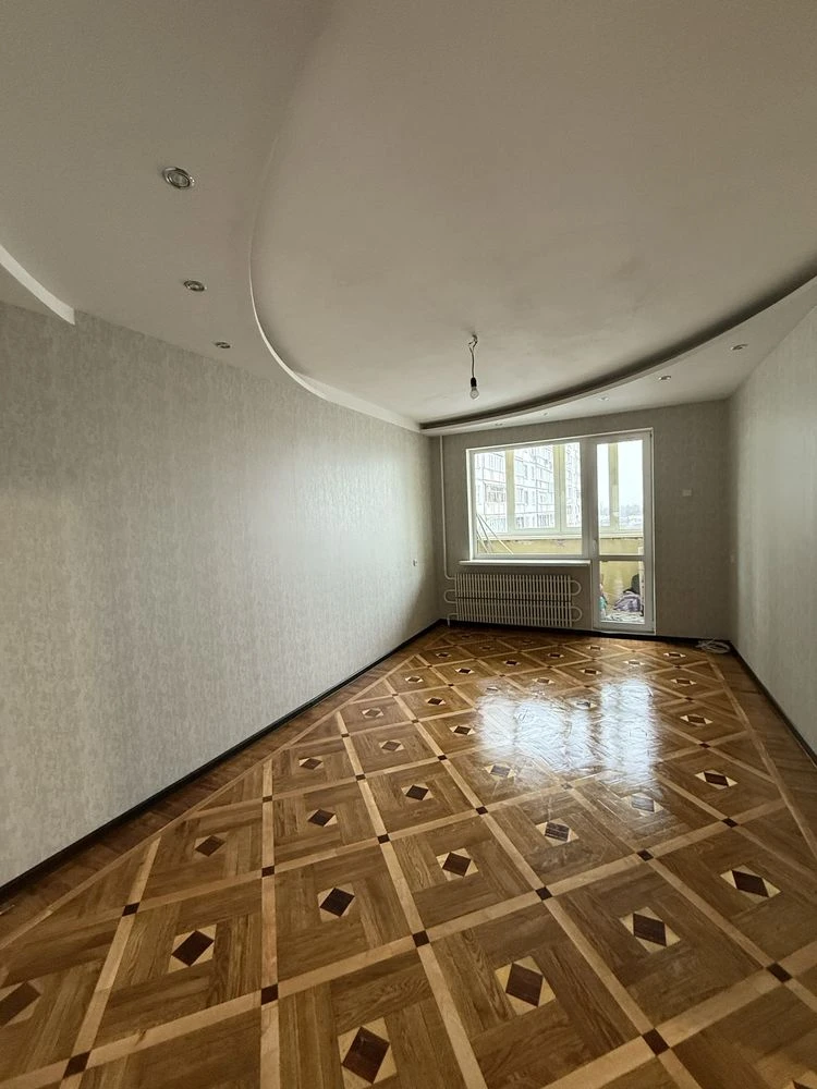 Продам 4к квартиру 83м2,Северная Салтовка 4