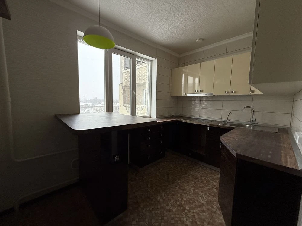 Продам 4к квартиру 83м2,Северная Салтовка 4