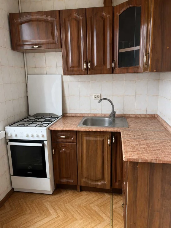 Продам 1-к квартиру на Шишковке | 6/9, 33м2, газ | Киевский