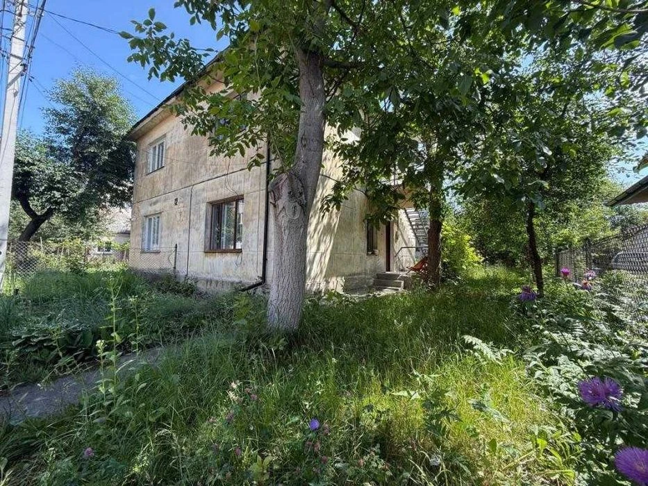 Продажа: 1 ком квартиры по ул. Патона, свой двор. БЕЗ КОМ