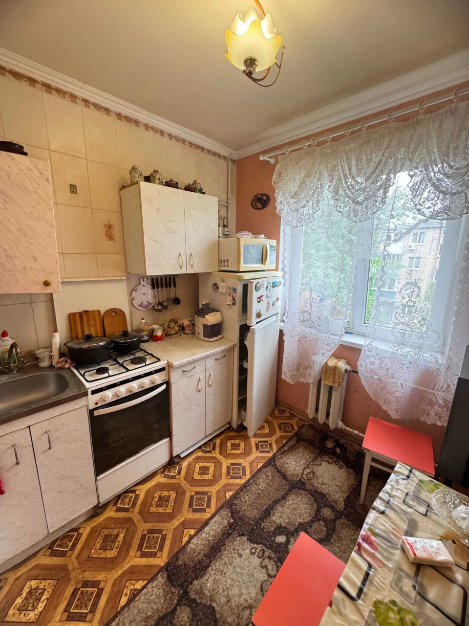 Продам 1 квартиру ХТЗ, пр-т Индустриальный