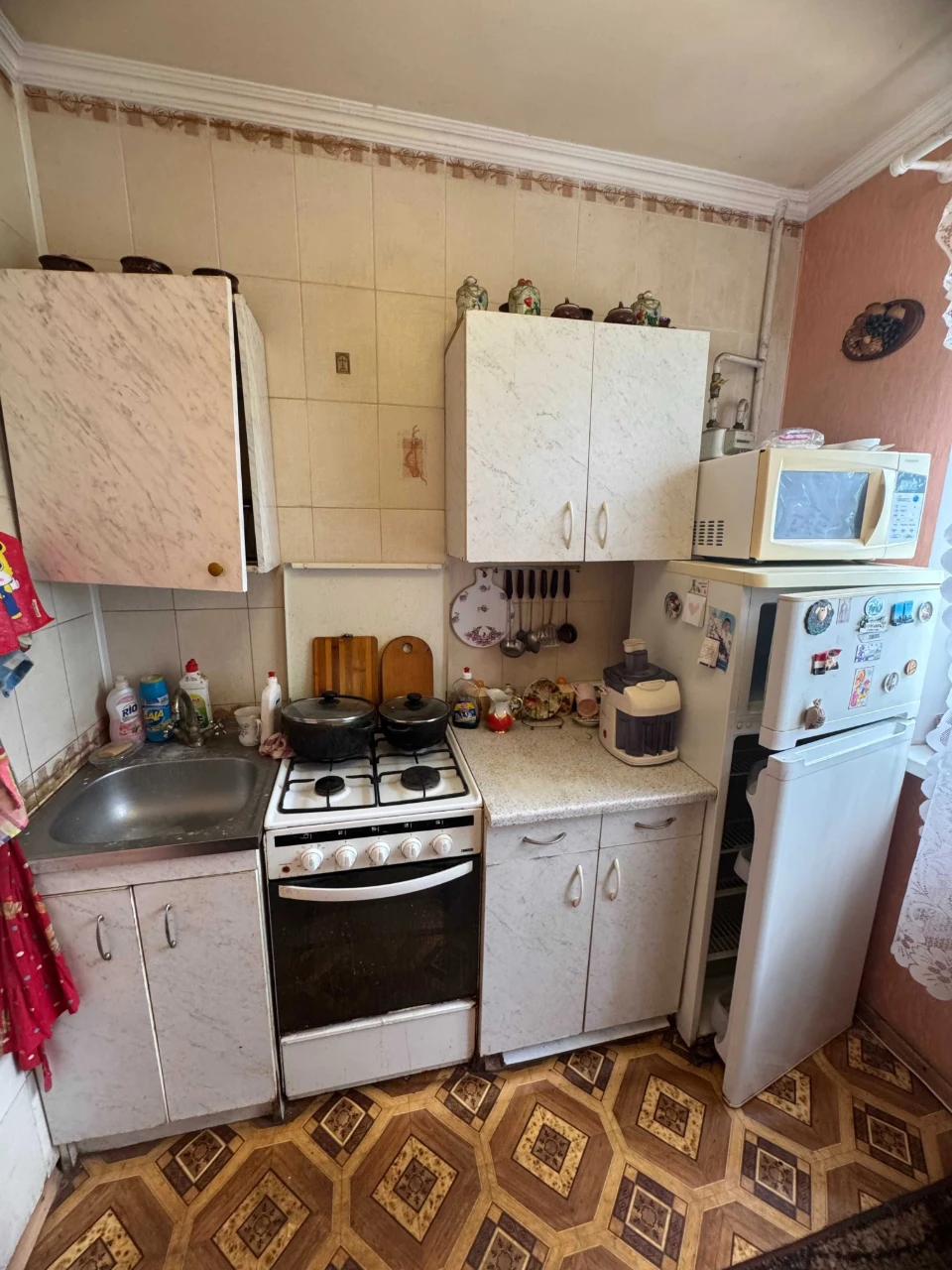 Продам 1 квартиру ХТЗ, пр-т Индустриальный