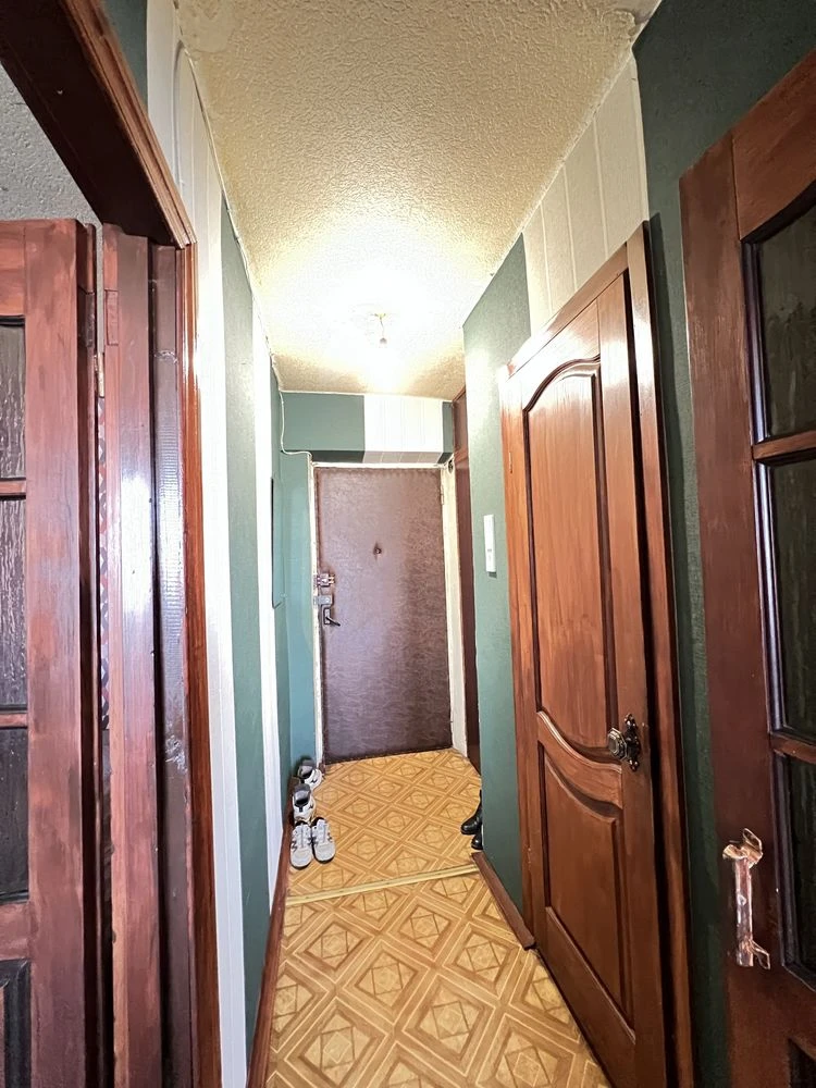 Продам 1-но кімнатну квартиру 1 хвилина до метро Заводська