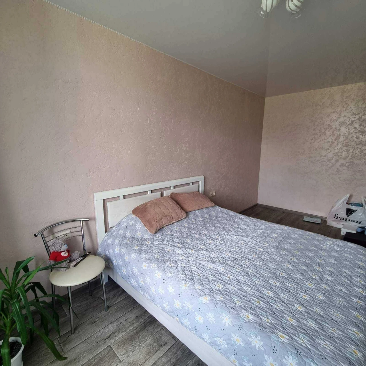 Продам 3-к квартиру на СалтівцІ