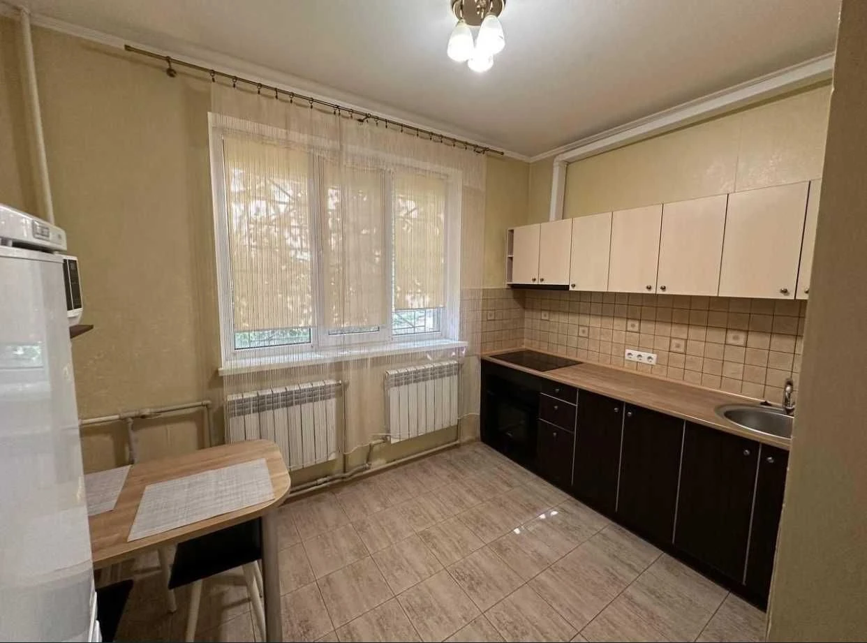 Продаж 1к квартири 32.4 кв.м 1/16, на вул. Саперна 16 Шишков