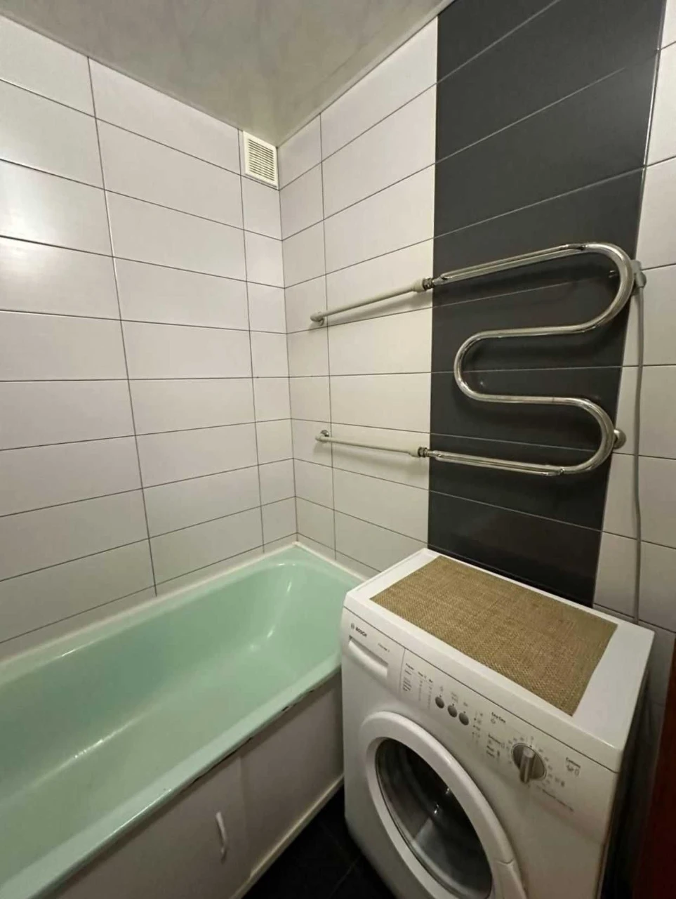 Продаж 1к квартири 32.4 кв.м 1/16, на вул. Саперна 16 Шишков