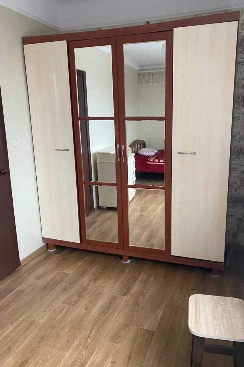 Продам 2-кімнатну квартиру 47м2, 5/5, Ак.Вальтера 10, Пятіха